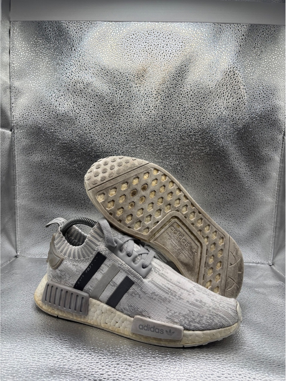 Adidas NMD_r1 primeknit free glitch camo